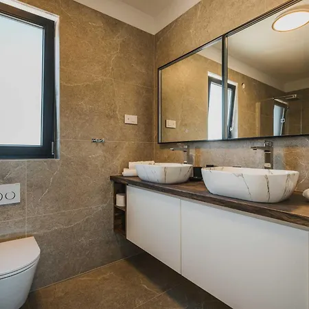 Sandro By Awaytocroatia Porec