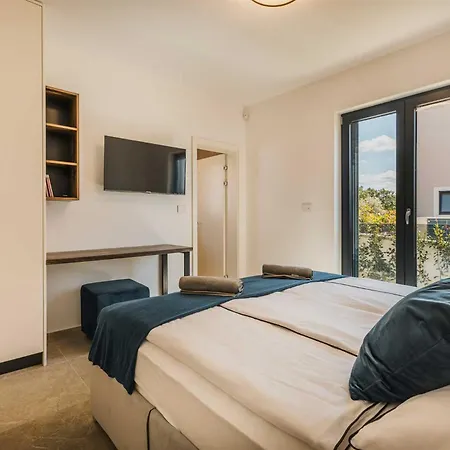 Villa Sandro By Awaytocroatia Porec