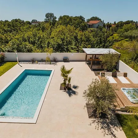 Sandro By Awaytocroatia *